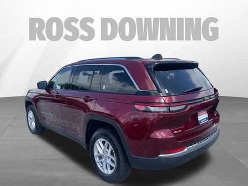 Velvet Red Pearlcoat 2023 Jeep Grand Cherokee Laredo