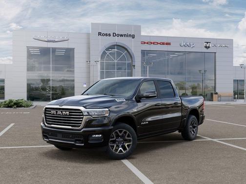 Diamond Black Crystal Pearlcoat 2026 RAM 1500 Laramie