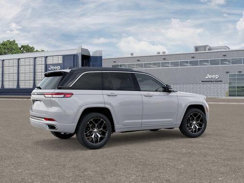2025 Jeep Grand Cherokee Summit