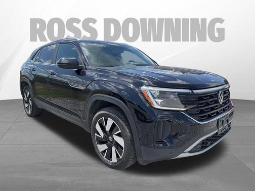 Deep Black Pearl 2025 Volkswagen Atlas Cross Sport 2.0T SE w/Technology