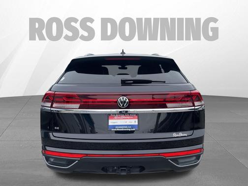 Deep Black Pearl 2025 Volkswagen Atlas Cross Sport 2.0T SE w/Technology