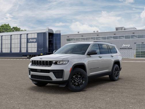 Silver Zynith 2026 Jeep Grand Cherokee L Altitude