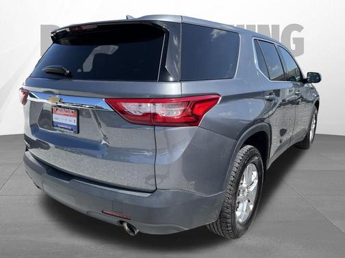 Satin Steel Metallic 2020 Chevrolet Traverse LS
