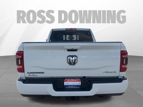 Bright White Clearcoat 2025 RAM 3500 Laramie Crew Cab 4x4 8' Box