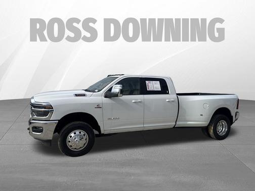 Bright White Clearcoat 2025 RAM 3500 Laramie Crew Cab 4x4 8' Box