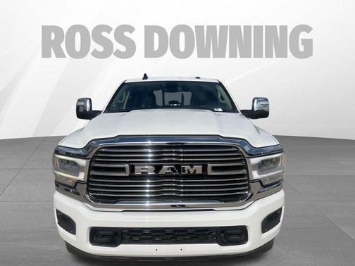 Bright White Clearcoat 2025 RAM 3500 Laramie Crew Cab 4x4 8' Box