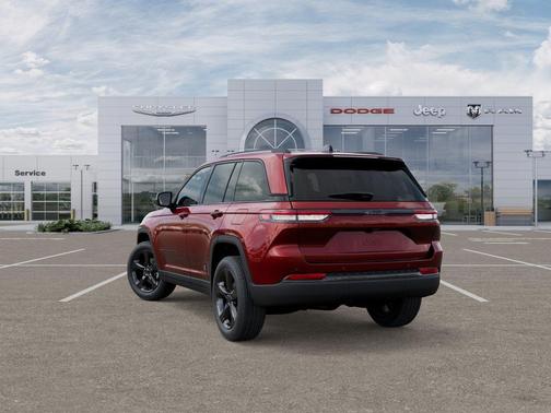 2025 Jeep Grand Cherokee Altitude
