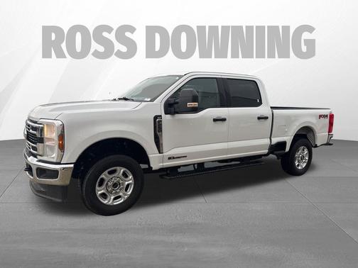 Oxford White 2025 Ford F-250 XLT