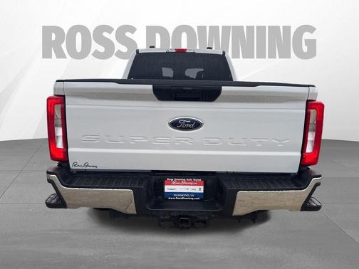 Oxford White 2025 Ford F-250 XLT