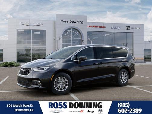 Diamond Black Crystal Pearlcoat 2026 Chrysler Pacifica L