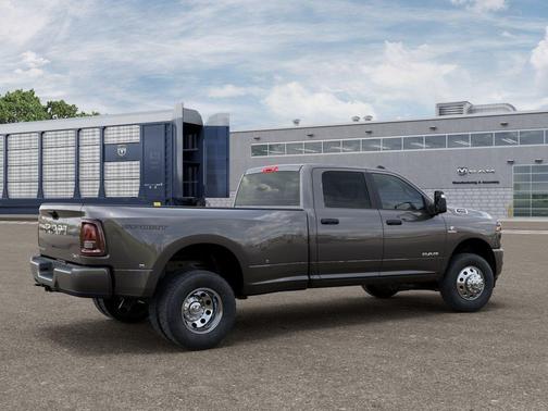 Granite Crystal Metallic Clearcoat 2026 RAM 3500 Big Horn Crew Cab 4x4 8' Box