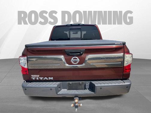 2017 Nissan Titan Platinum Reserve
