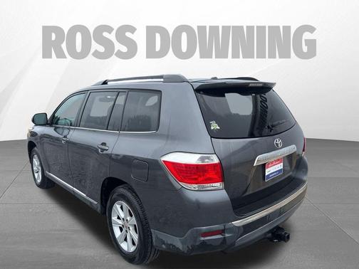 2011 Toyota Highlander SE