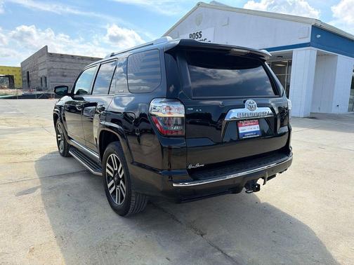Midnight Black Metallic 2019 Toyota 4Runner Limited
