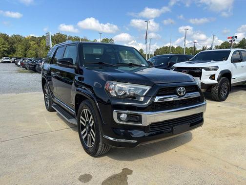 Midnight Black Metallic 2019 Toyota 4Runner Limited