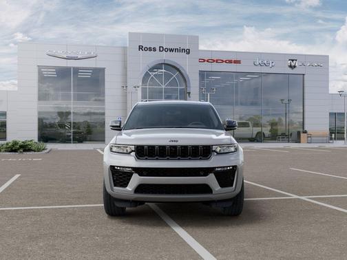 silver zynith 2026 Jeep Grand Cherokee Summit