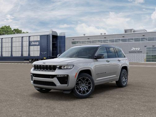 silver zynith 2026 Jeep Grand Cherokee Summit