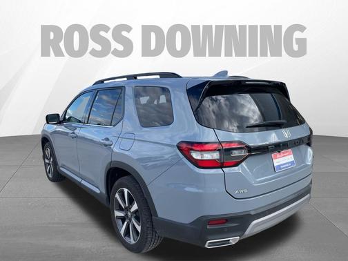 2024 Honda Pilot Touring 8-Passenger