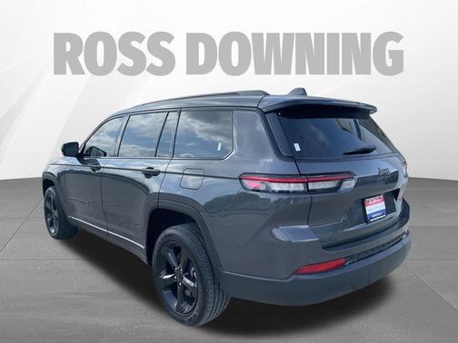 Baltic Gray Metallic Clearcoat 2025 Jeep Grand Cherokee L Altitude
