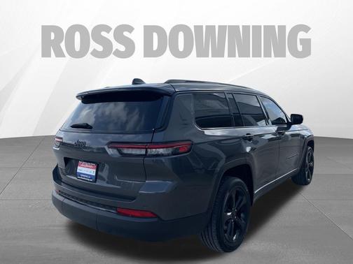 Baltic Gray Metallic Clearcoat 2025 Jeep Grand Cherokee L Altitude