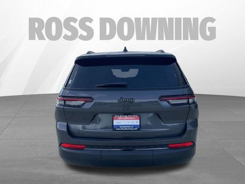 Baltic Gray Metallic Clearcoat 2025 Jeep Grand Cherokee L Altitude