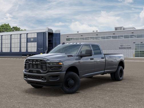 Ceramic Gray Clearcoat 2026 RAM 3500 Tradesman Crew Cab 4x4 8' Box