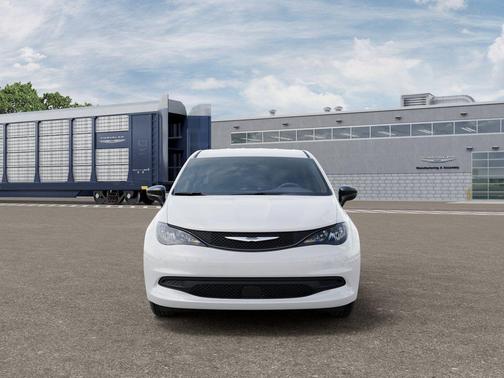 Bright White Clearcoat 2027 Chrysler Pacifica LX