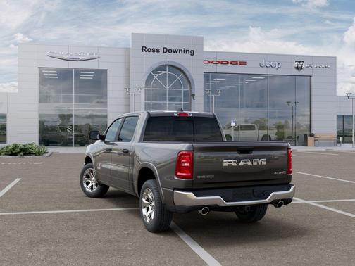 Granite Crystal Metallic Clearcoat 2026 RAM 1500 Big Horn/Lone Star
