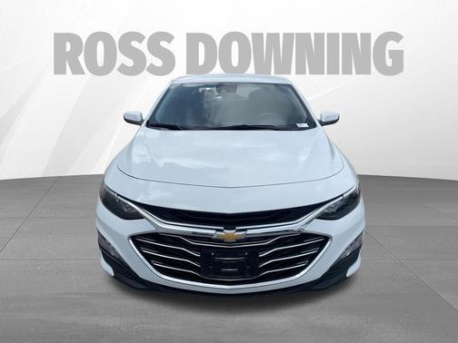 Summit White 2023 Chevrolet Malibu FWD 1LT