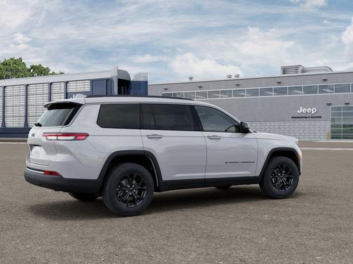 Bright White Clearcoat 2026 Jeep Grand Cherokee L Altitude