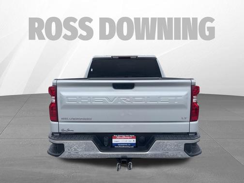 Silver Ice Metallic 2022 Chevrolet Silverado 1500 LT