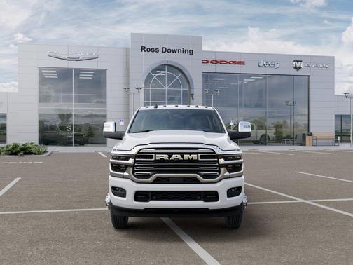 Bright White Clearcoat 2026 RAM 3500 Laramie Crew Cab 4x4 8' Box