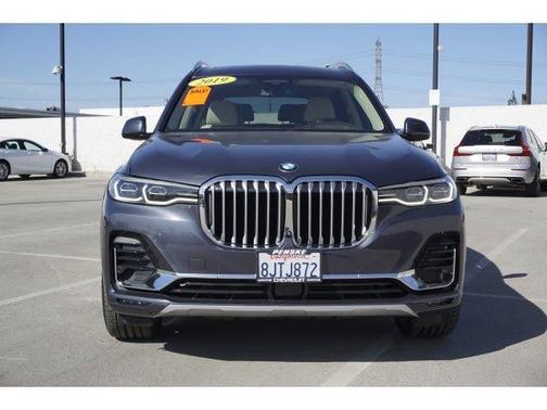 Photo 2 of 39 of 2019 BMW X7 xDrive40i