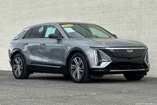 Argent Silver Metallic 2024 Cadillac LYRIQ Luxury
