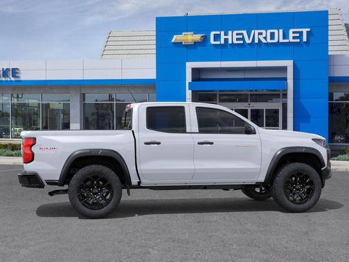Summit White 2026 Chevrolet Colorado Trail Boss