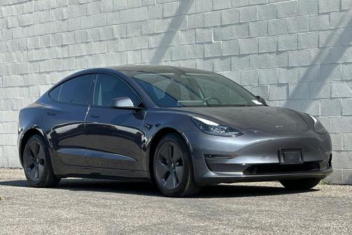 Gray 2023 Tesla Model 3 Standard Range