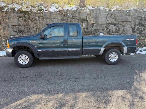 1999 Ford F-250 XLT