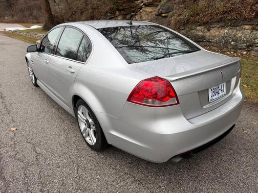 2009 Pontiac G8 Base