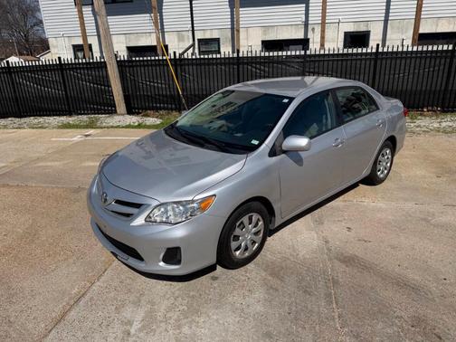 2011 Toyota Corolla LE