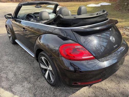 2014 Volkswagen Beetle 2.0T R-Line