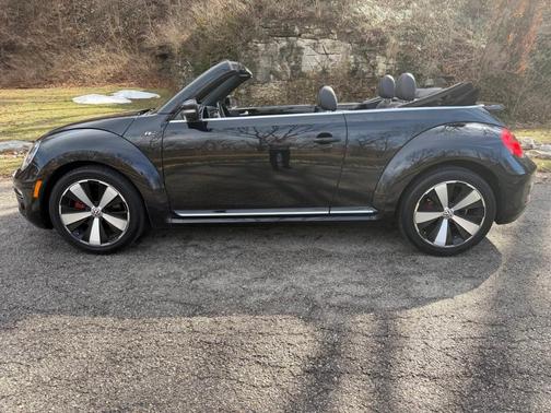 2014 Volkswagen Beetle 2.0T R-Line