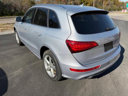 2017 Audi Q5 2.0T Premium Plus