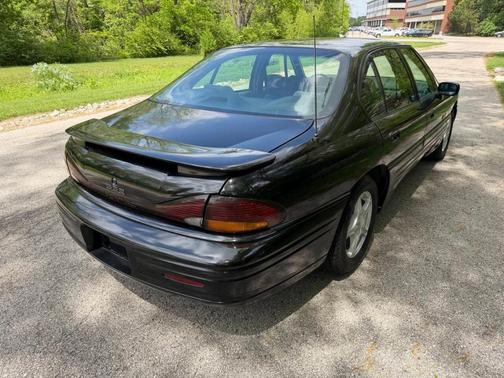 Black 1997 Pontiac Bonneville Base