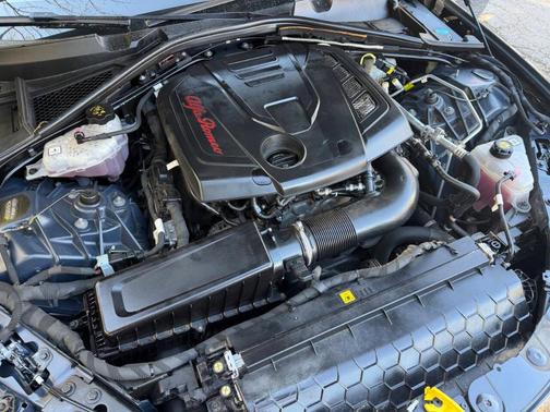 2019 Alfa Romeo Giulia Ti