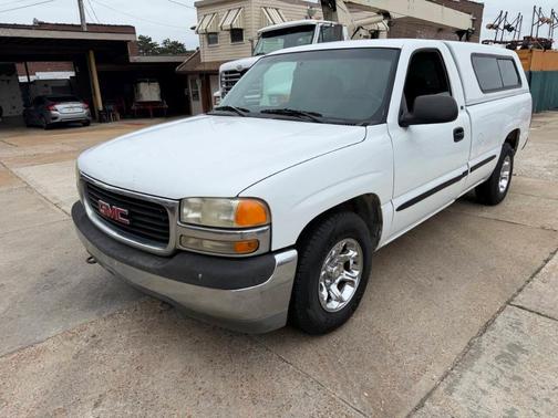 White 2000 GMC Sierra 1500 SL