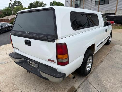 White 2000 GMC Sierra 1500 SL