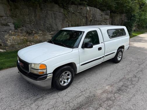 White 2000 GMC Sierra 1500 SL