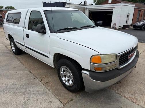White 2000 GMC Sierra 1500 SL