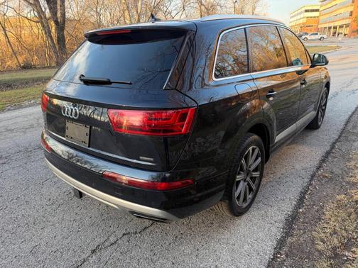 2017 Audi Q7 2.0T Premium Plus