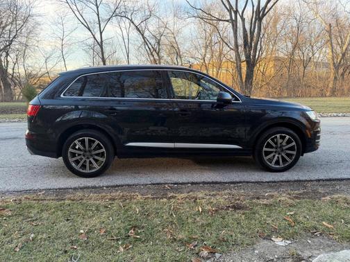 2017 Audi Q7 2.0T Premium Plus